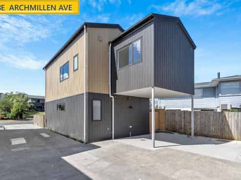 73A & 73E Archmillen Avenue, Pakuranga Heights