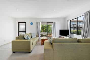 2/65 Weldene Avenue, Glenfield