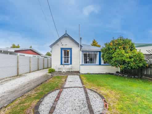 8 Waikare Street, Tahunanui
