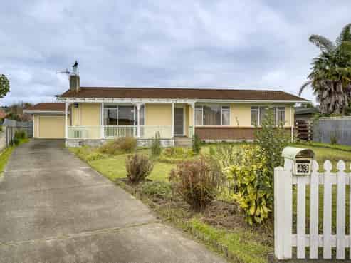 43 Holyrood Street, Taradale
