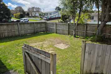 17 Vina Place, Massey
