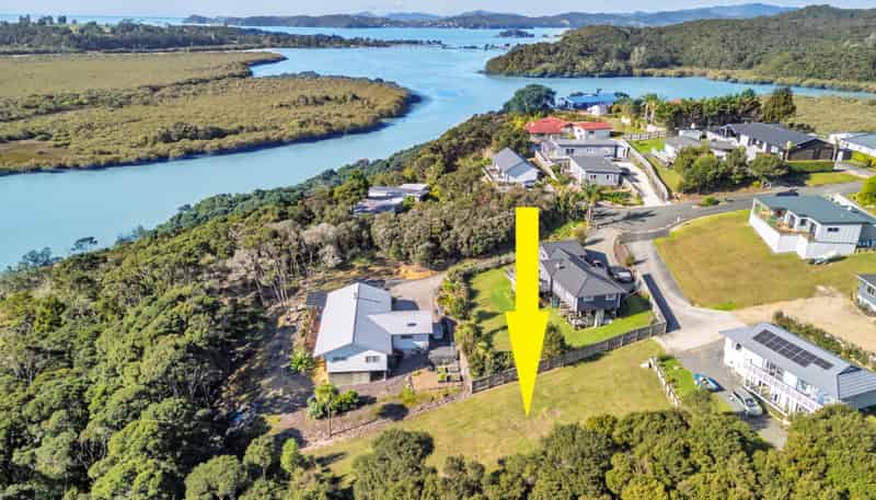 15 Waterview Place, Paihia