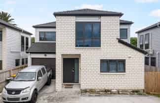 16C Kelvin Road, Papakura