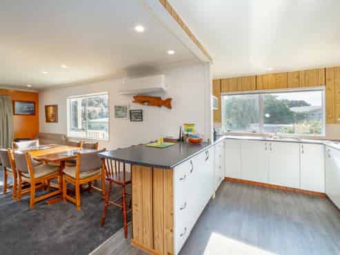17 Te Miha Crescent, Cape Palliser