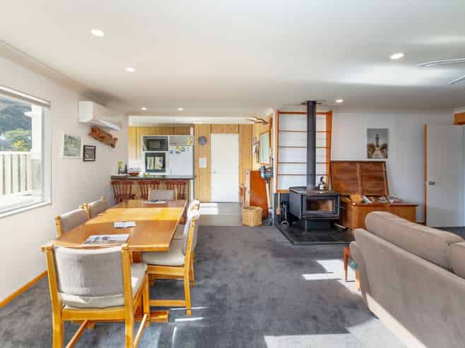 17 Te Miha Crescent, Cape Palliser