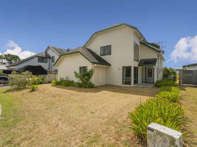 10 Ajax Head, Pauanui