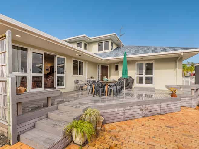 102 The Quay, Pauanui