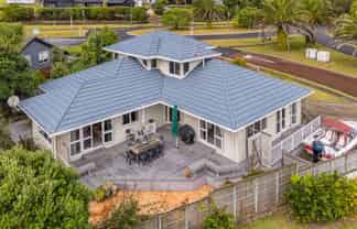 102 The Quay, Pauanui
