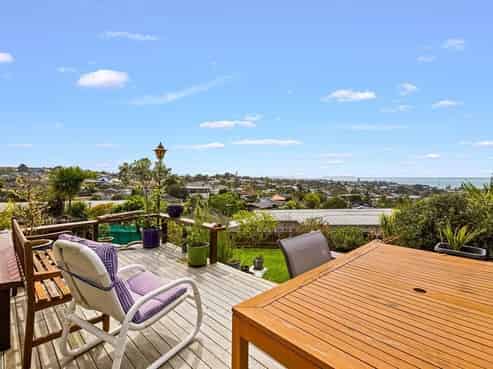 9 Elizabeth Place, Mairangi Bay