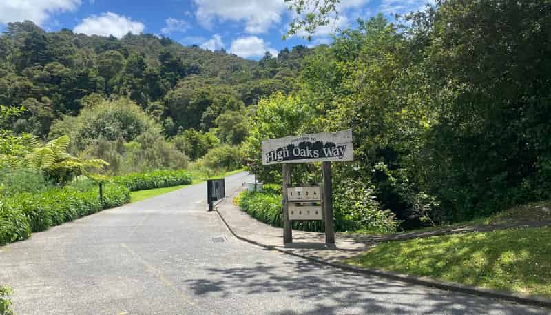 7 High Oaks Way, Avenues