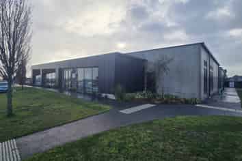 New Retail Complex, 3 Units Left