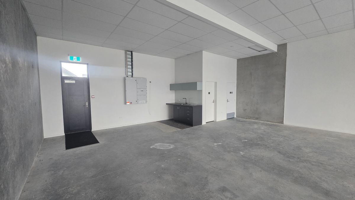 New Retail Complex, 3 Units Left - Näkymä 4