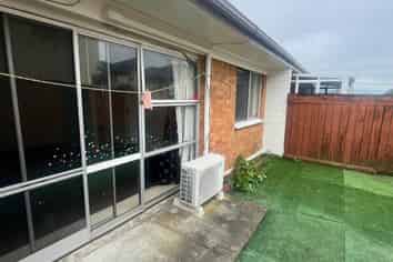 2/28 Victoria Road, Papatoetoe