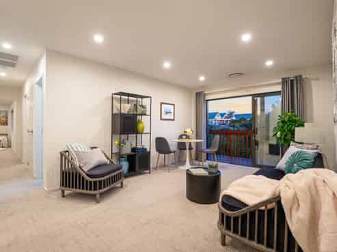 12 Channing Crescent, Botany Downs