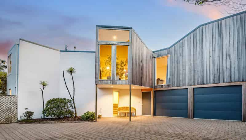 73 Viewmont Drive, Harbour View