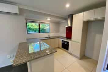 2/17 Birman Close, Half Moon Bay