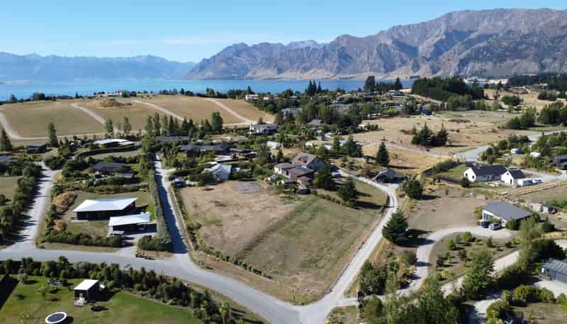 14A Sam John Place, Lake Hawea