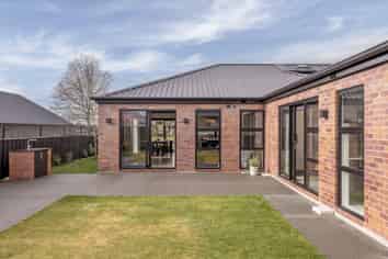 5 Hobbs Lane, Harewood