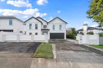 19 Korau Road, Greenlane
