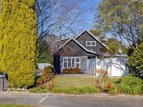 41 Miro Street, Lansdowne