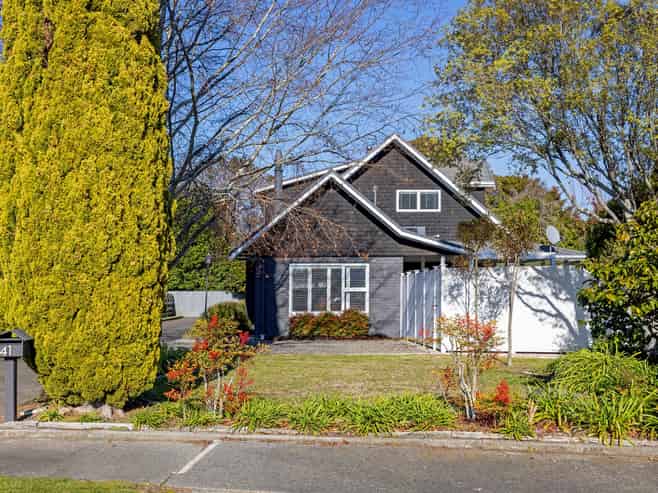 41 Miro Street, Lansdowne