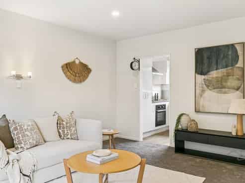 15B Caesars Place, Churton Park