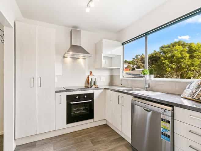 15B Caesars Place, Churton Park