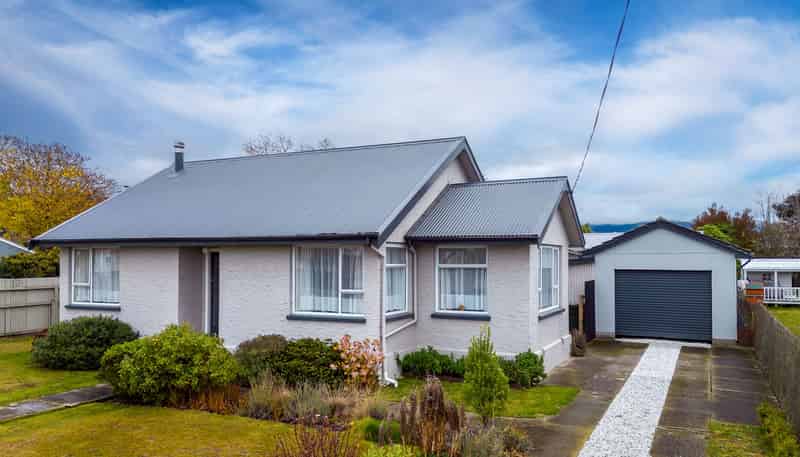 16 Edward Street, WAIMATE
