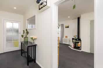16 Edward Street, WAIMATE