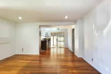 Auckland - Address withheld