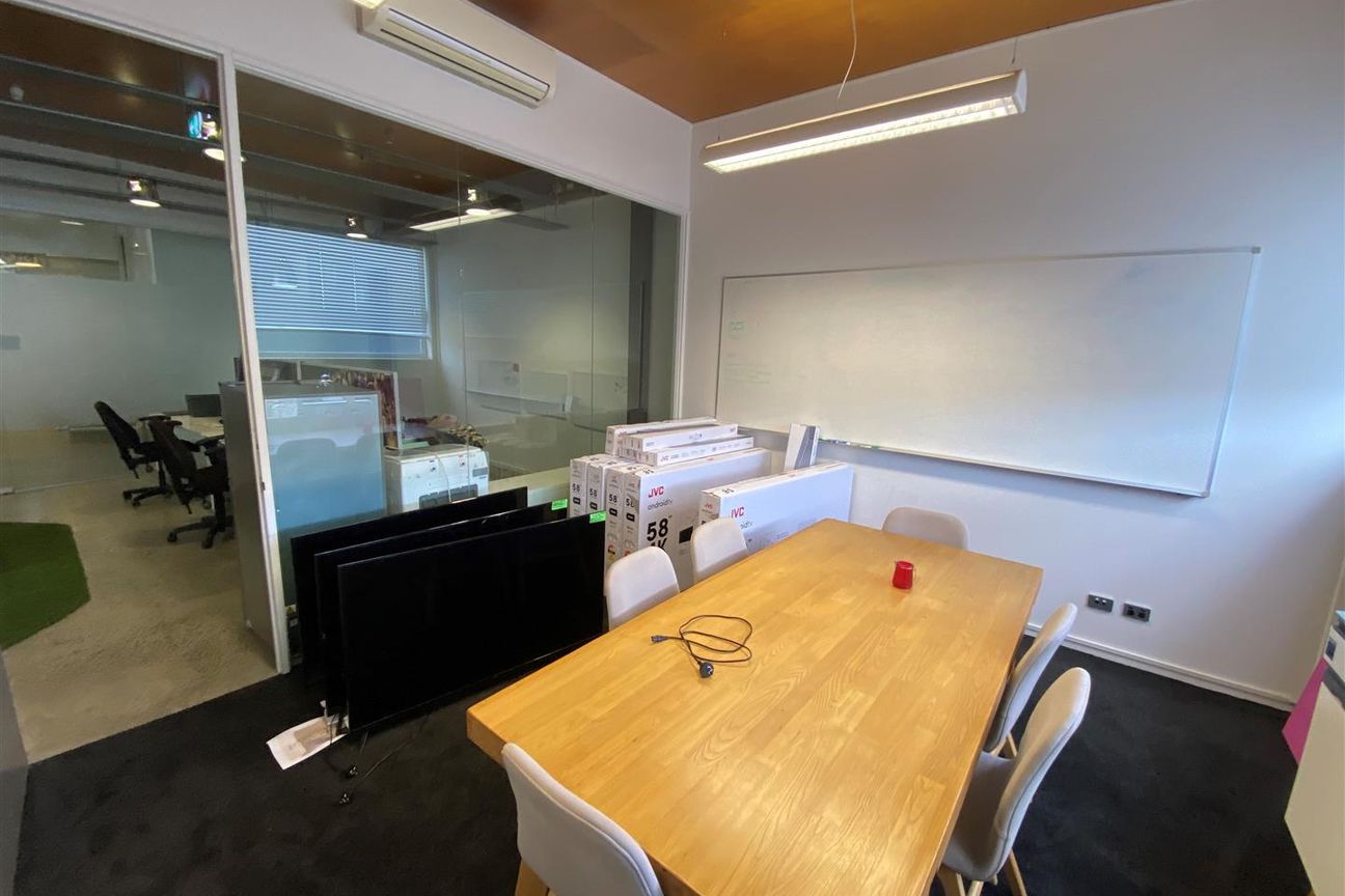 Modern Grey Lynn Office - Widok 5