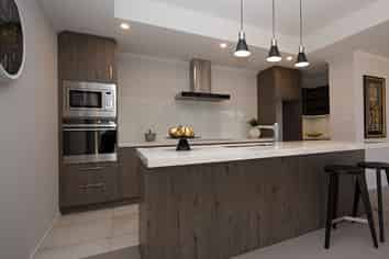 1210 Awhitu Road, Pollok