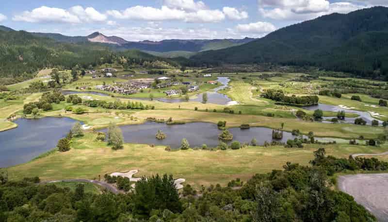 2 Pinehurst Drive, Pauanui