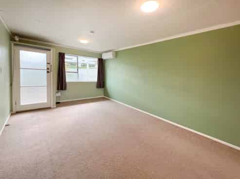 8/49A Amaru Road, One Tree Hill