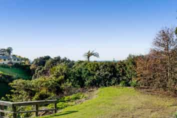 9 Moana Crescent, Blagdon
