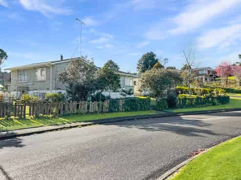 2 Meadows Lane, Huntly