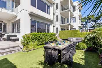 1/245 Tamaki Drive, Kohimarama