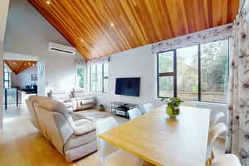 C/221 Karori Road, Karori