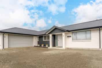 17 Gordon Street, Weston