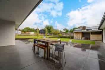 17 Gordon Street, Weston