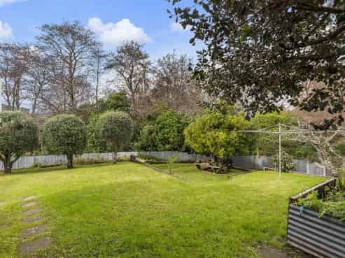 22 Larsen Road, Panmure