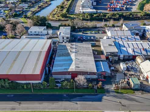 Cost effective manufacturing or storage