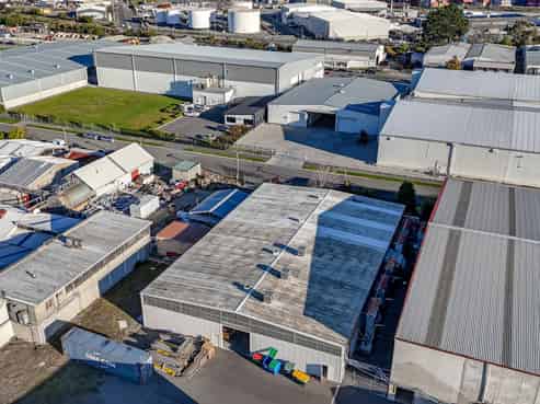 Cost effective manufacturing or storage