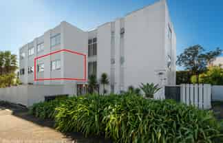 1E Caroline Street, Saint Marys Bay