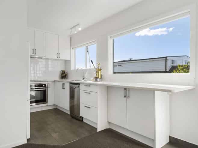 1E Caroline Street, Saint Marys Bay