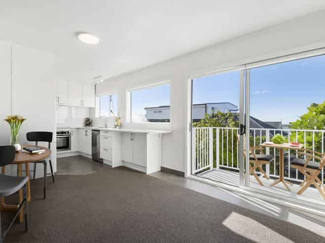 1E Caroline Street, Saint Marys Bay