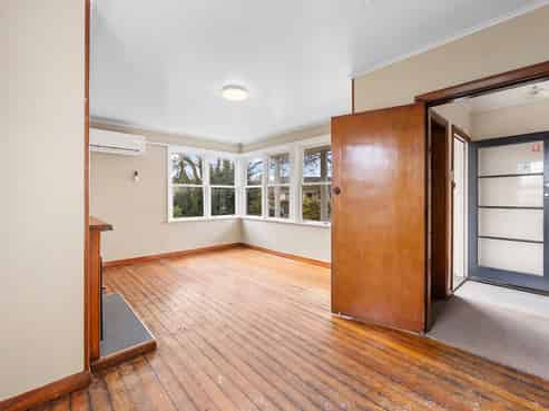 5 Belfield Street, Dallington
