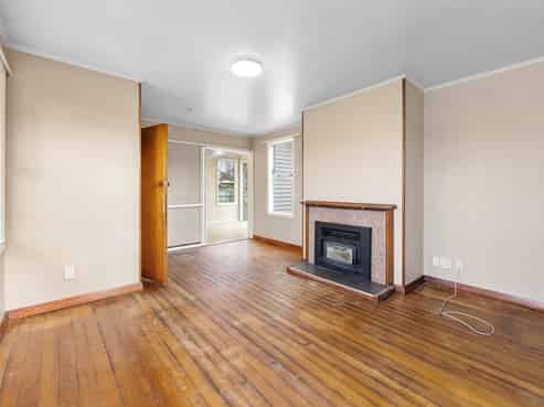 5 Belfield Street, Dallington