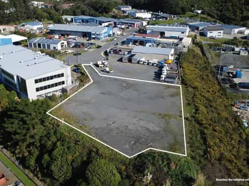 Secure Yard in Porirua