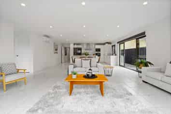 6 Squire Avenue, Chartwell
